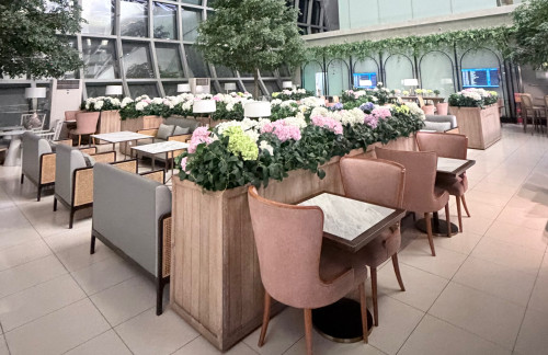 曼谷素万那普机场The Coral Premium Lounge